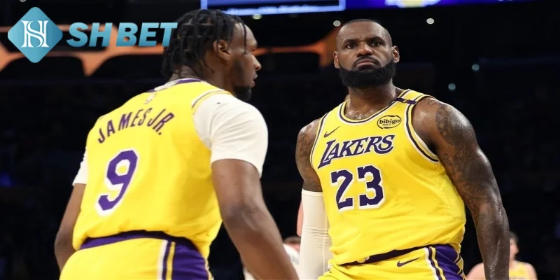 Lý do mà bạn nên cập nhật tin tức bóng rổ NBA